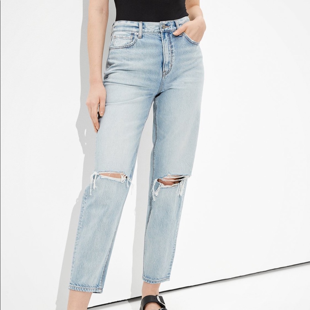 AE Relaxed mom jean